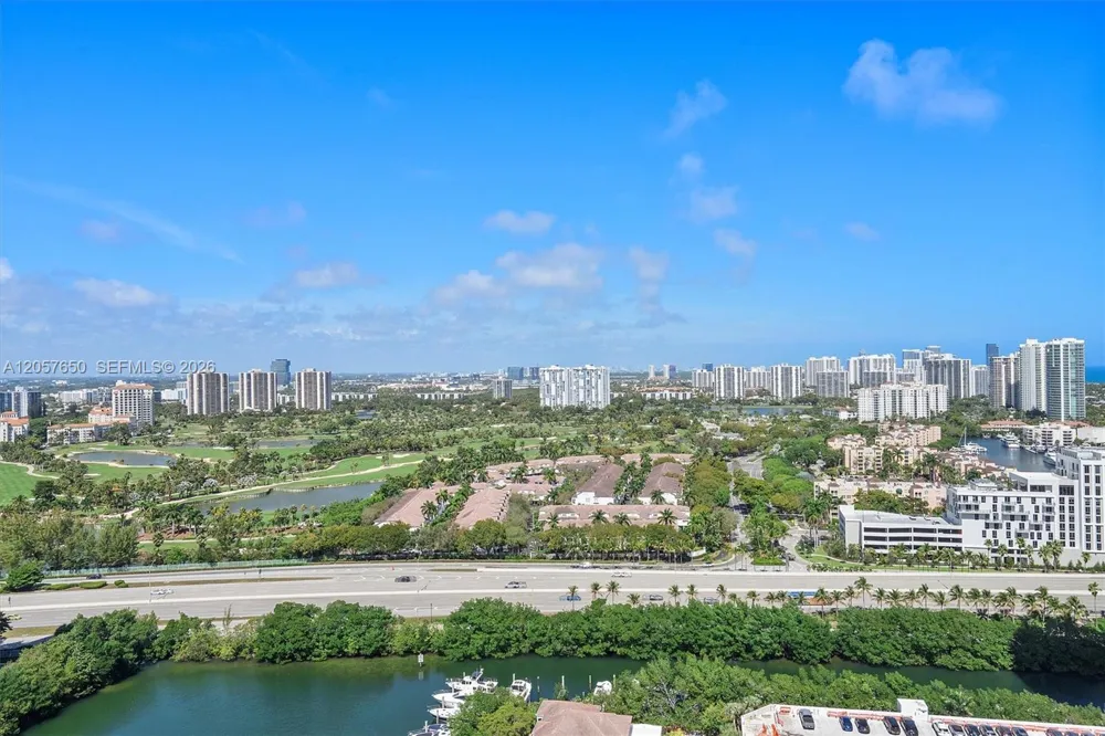 3530 Mystic Pointe Dr #2907 Aventura, FL 33180