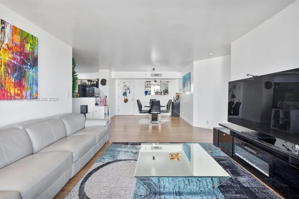 3530 Mystic Pointe Dr #2907 Aventura, FL 33180