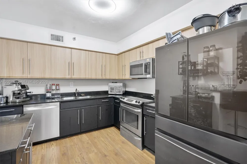 3530 Mystic Pointe Dr #2907 Aventura, FL 33180