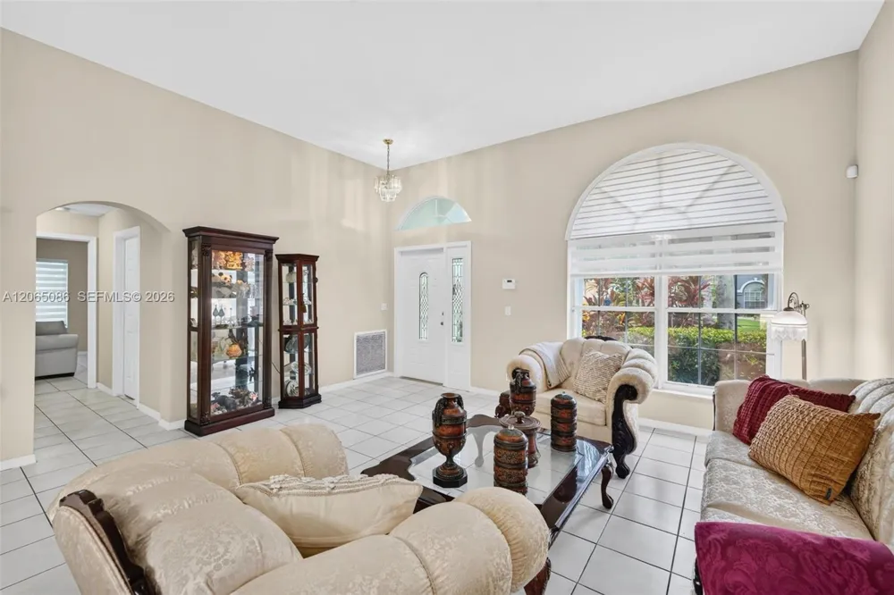 13356 NW 16th St Pembroke Pines, FL 33028