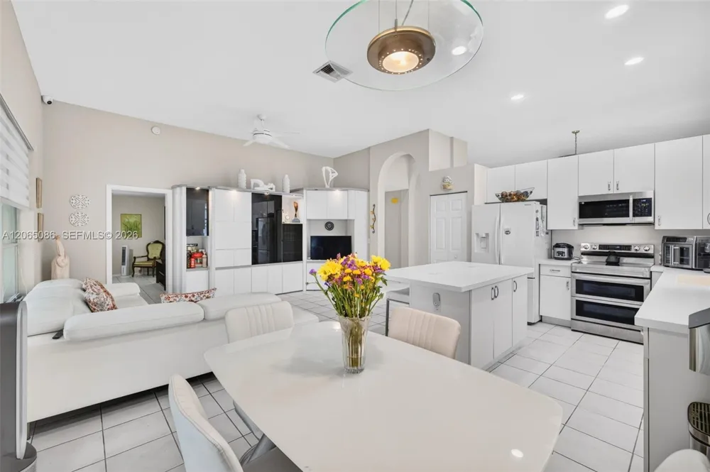 13356 NW 16th St Pembroke Pines, FL 33028