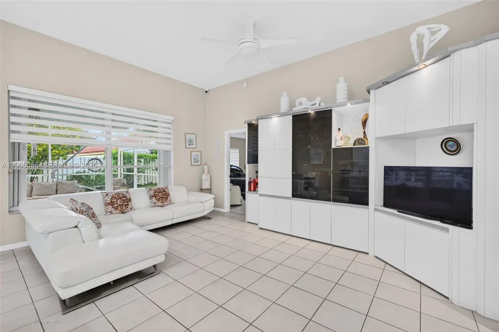 13356 NW 16th St Pembroke Pines, FL 33028