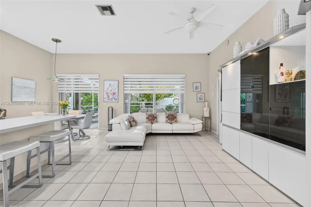 13356 NW 16th St Pembroke Pines, FL 33028