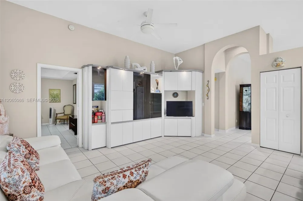 13356 NW 16th St Pembroke Pines, FL 33028