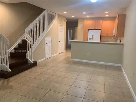 3102 NW 24th Way #18
