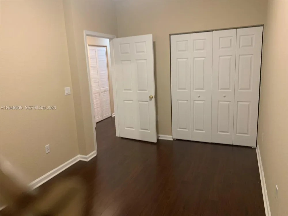 3102 NW 24th Way #18 Oakland Park, FL 33309