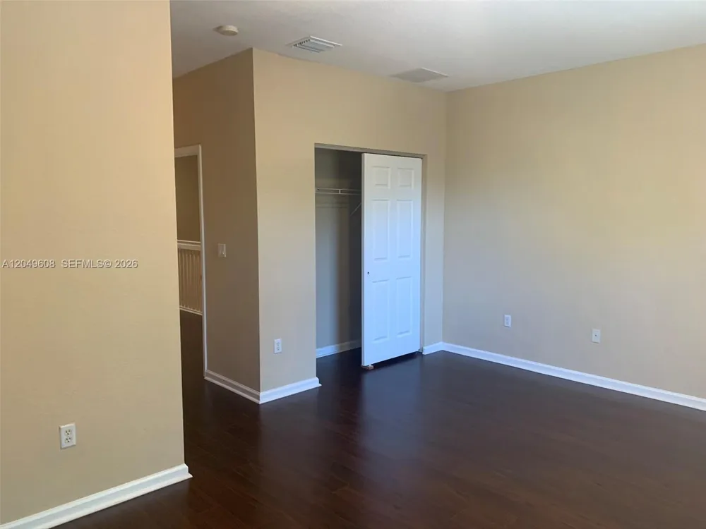 3102 NW 24th Way #18 Oakland Park, FL 33309