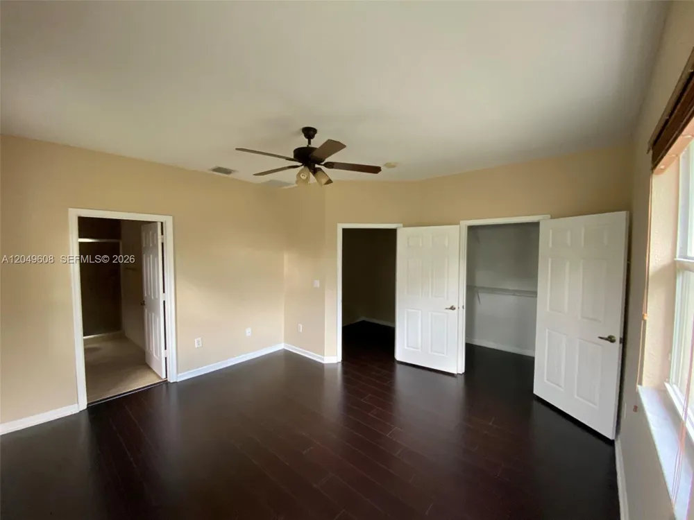 3102 NW 24th Way #18 Oakland Park, FL 33309