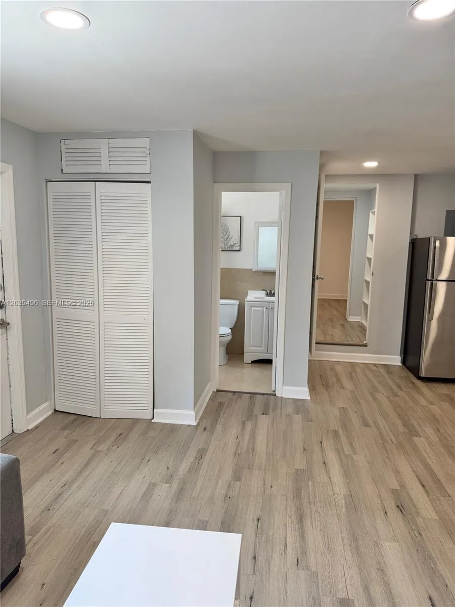 227 SW 26th Rd #Rear Miami, FL 33129