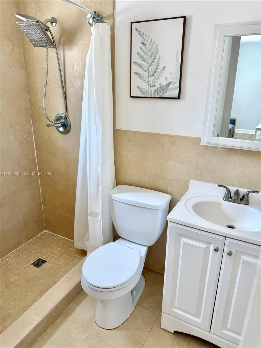 227 SW 26th Rd #Rear Miami, FL 33129
