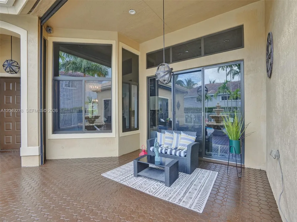 303 NW 119th Dr Coral Springs, FL 33071