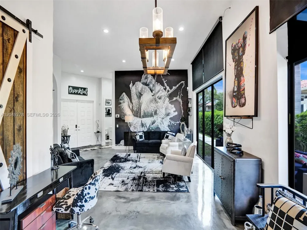 303 NW 119th Dr Coral Springs, FL 33071