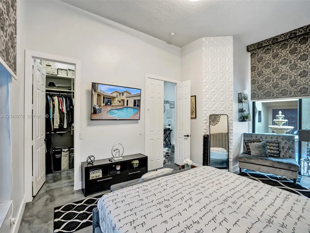 303 NW 119th Dr Coral Springs, FL 33071