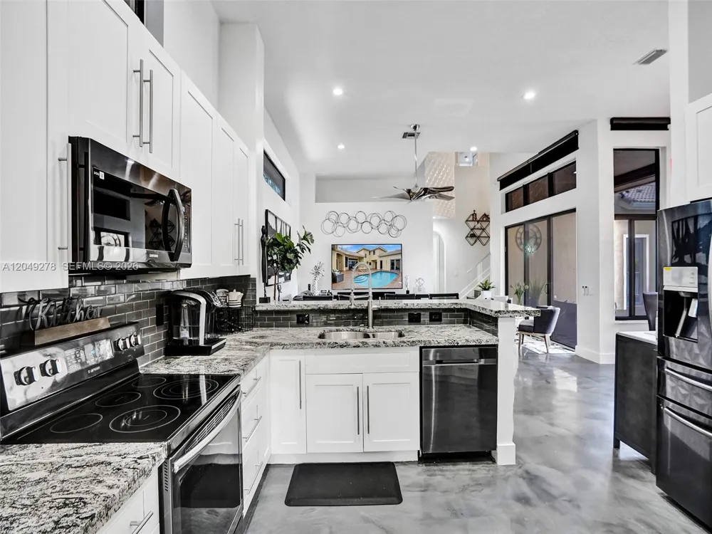 303 NW 119th Dr Coral Springs, FL 33071