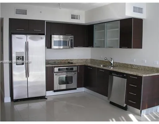 41 SE 5th St #402 Miami, FL 33131
