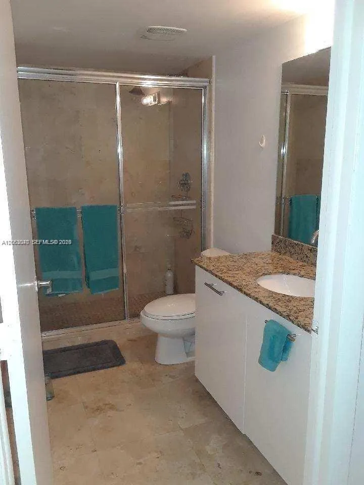 41 SE 5th St #402 Miami, FL 33131