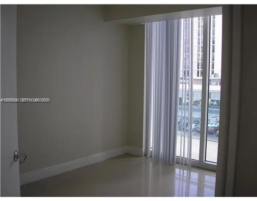 41 SE 5th St #402 Miami, FL 33131