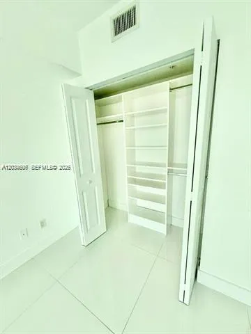 400 Sunny Isles Blvd #817 Sunny Isles Beach, FL 33160