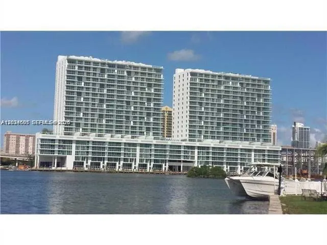 400 Sunny Isles Blvd #817 Sunny Isles Beach, FL 33160