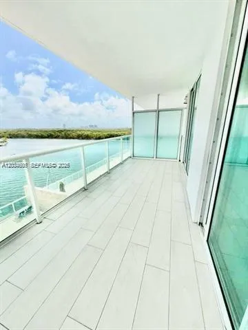 400 Sunny Isles Blvd #817 Sunny Isles Beach, FL 33160