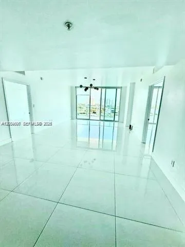 400 Sunny Isles Blvd #817 Sunny Isles Beach, FL 33160