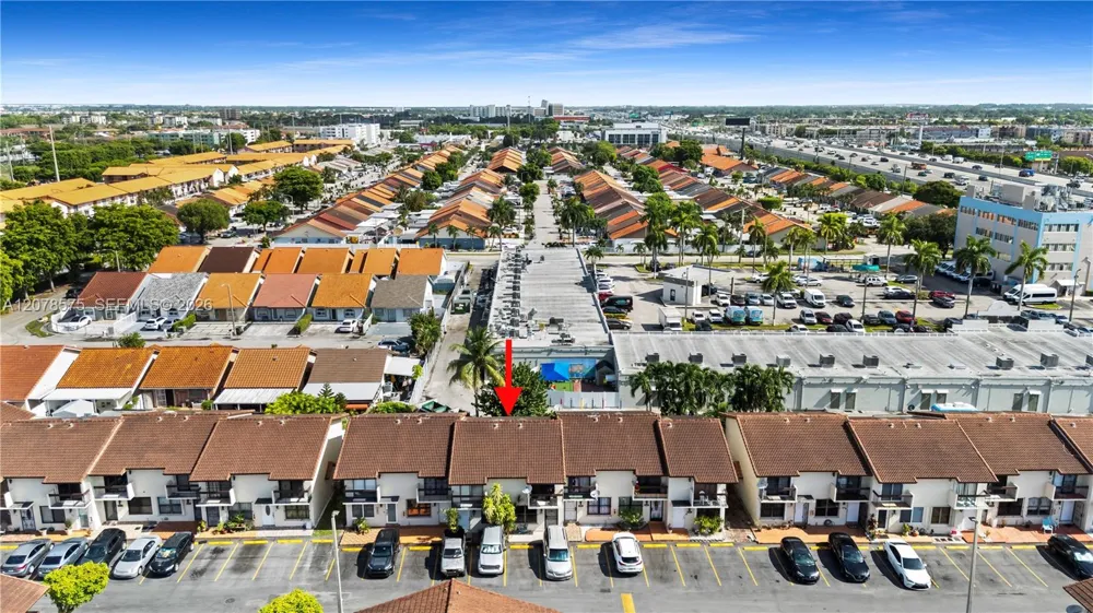 2093 W 54th Ter #38 Hialeah, FL 33016