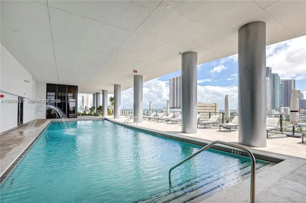 1600 NE 1st Ave #1202 Miami, FL 33132