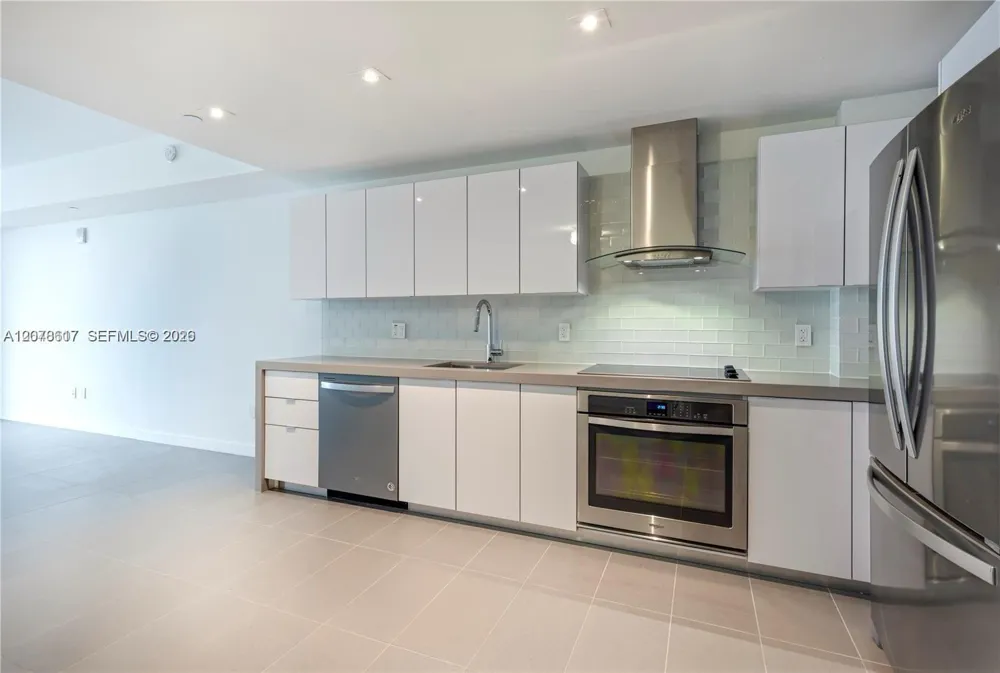 1600 NE 1st Ave #1202 Miami, FL 33132