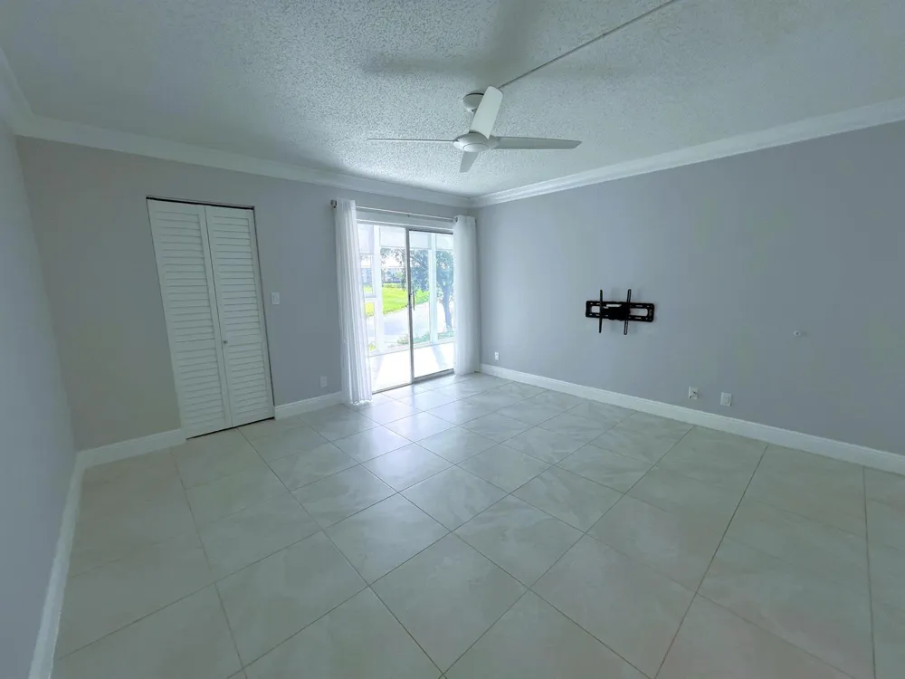 3203 Portofino Point #G2 Coconut Creek, FL 33066