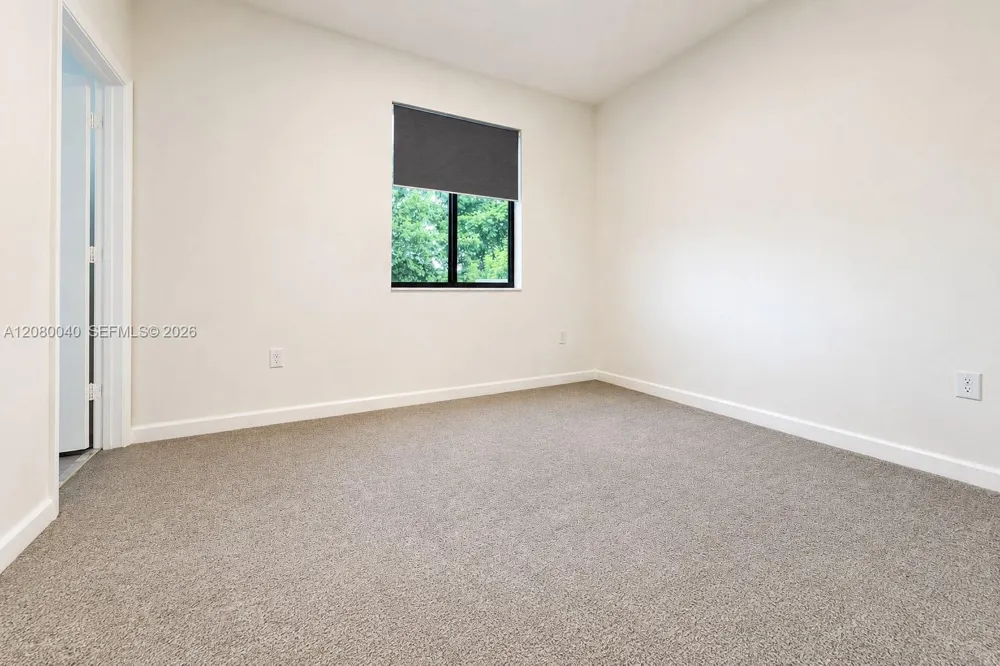 883 NE 211th St #883 Miami, FL 33179