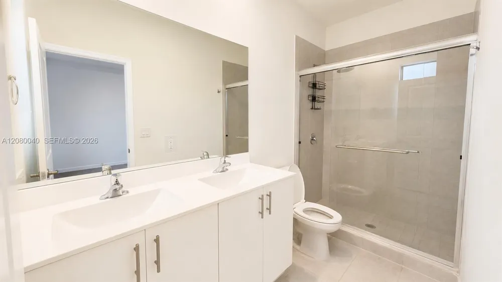 883 NE 211th St #883 Miami, FL 33179