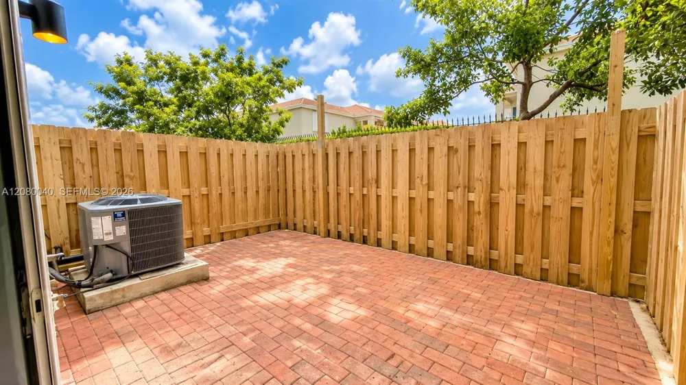 883 NE 211th St #883 Miami, FL 33179