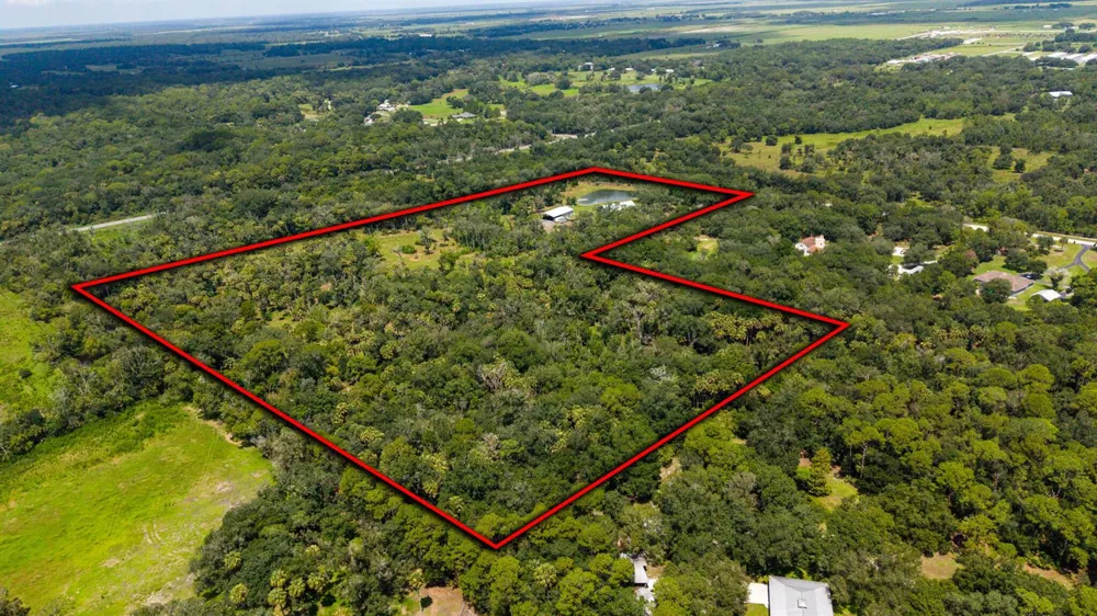 1112 NE 131st Lane Okeechobee, FL 34972