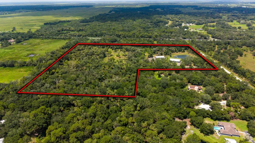 1112 NE 131st Lane Okeechobee, FL 34972
