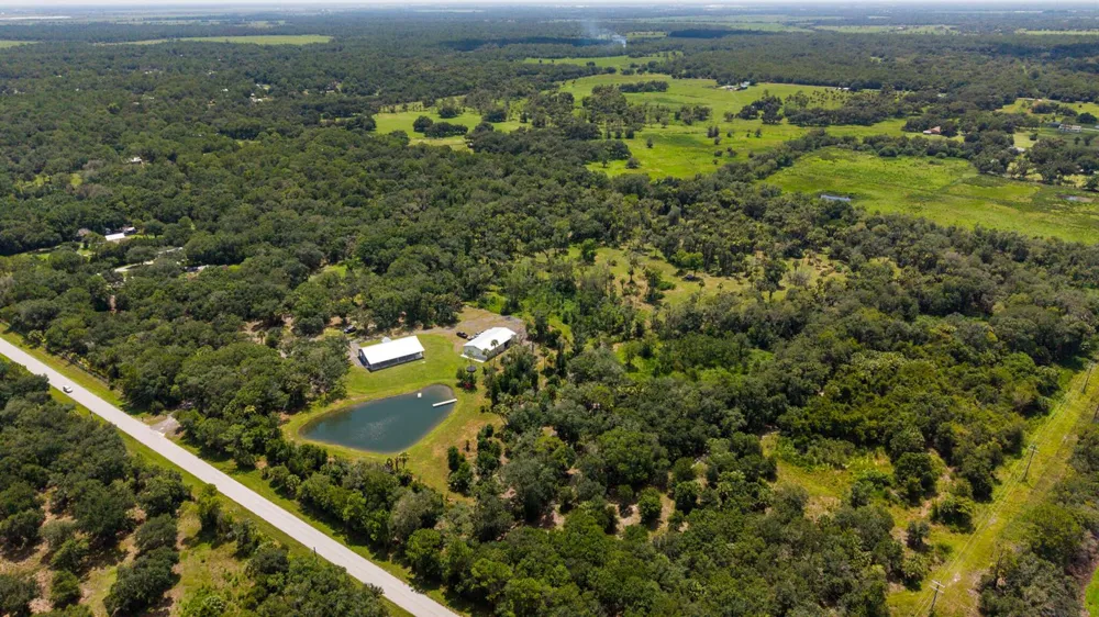 1112 NE 131st Lane Okeechobee, FL 34972