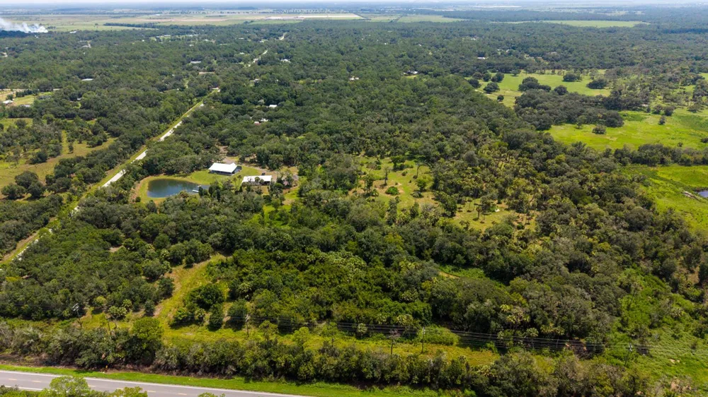 1112 NE 131st Lane Okeechobee, FL 34972