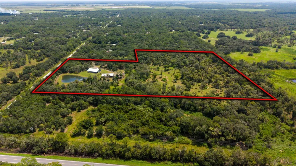1112 NE 131st Lane Okeechobee, FL 34972