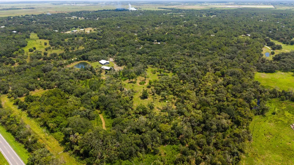 1112 NE 131st Lane Okeechobee, FL 34972