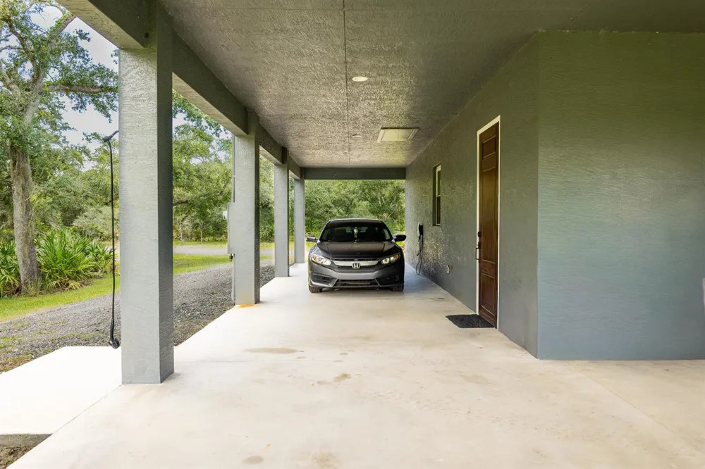 1112 NE 131st Lane Okeechobee, FL 34972