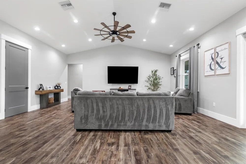 1112 NE 131st Lane Okeechobee, FL 34972