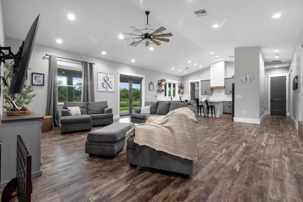 1112 NE 131st Lane Okeechobee, FL 34972