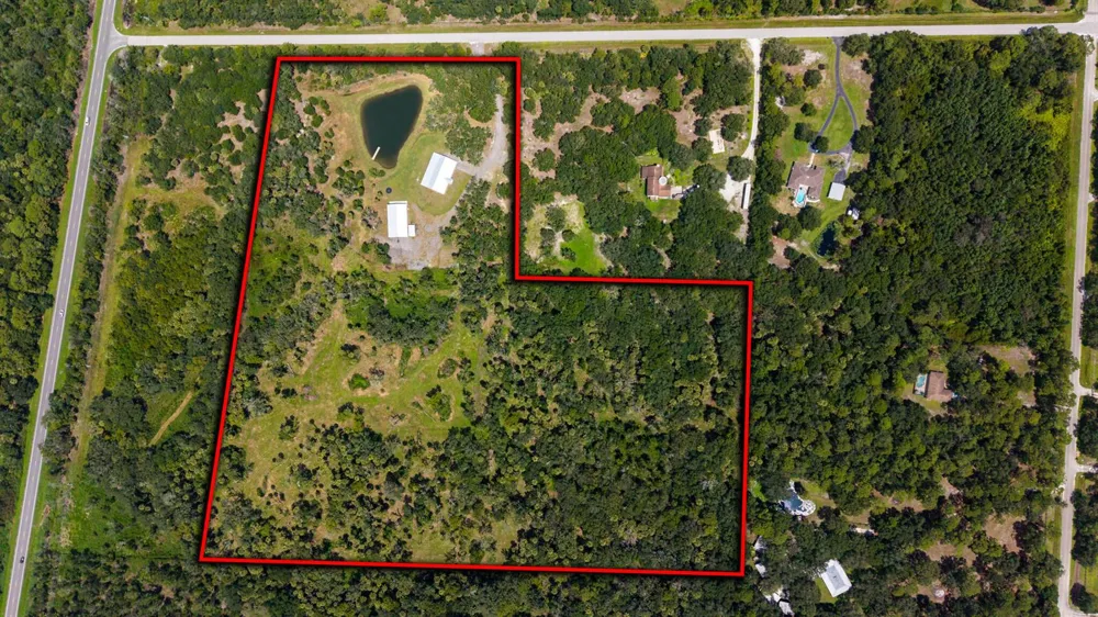 1112 NE 131st Lane Okeechobee, FL 34972