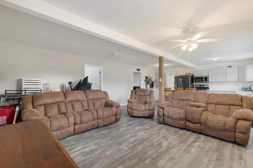 1112 NE 131st Lane Okeechobee, FL 34972