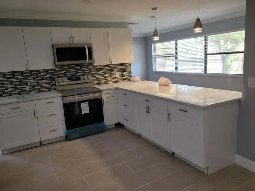 4010 SHORE DRIVE West Palm Beach, FL 33407