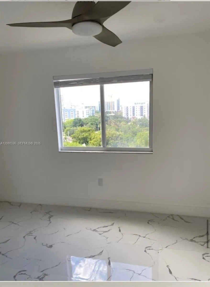 816 NW 11th St #902 Miami, FL 33136