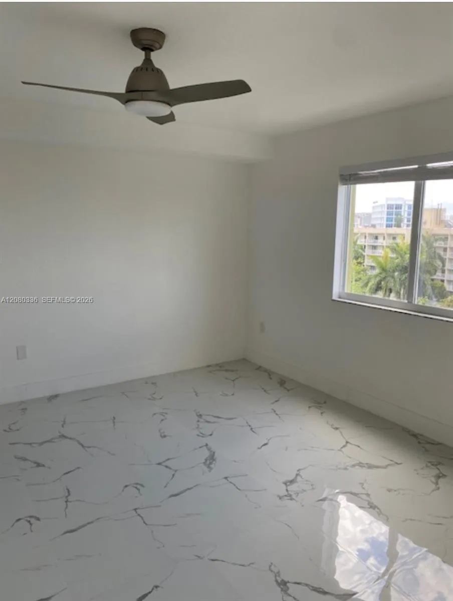 816 NW 11th St #902 Miami, FL 33136