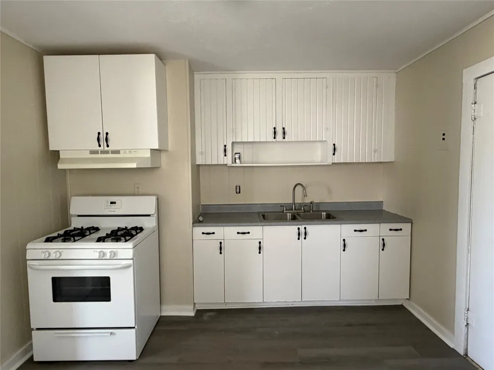 1809 Delaware Muskogee, OK 74403