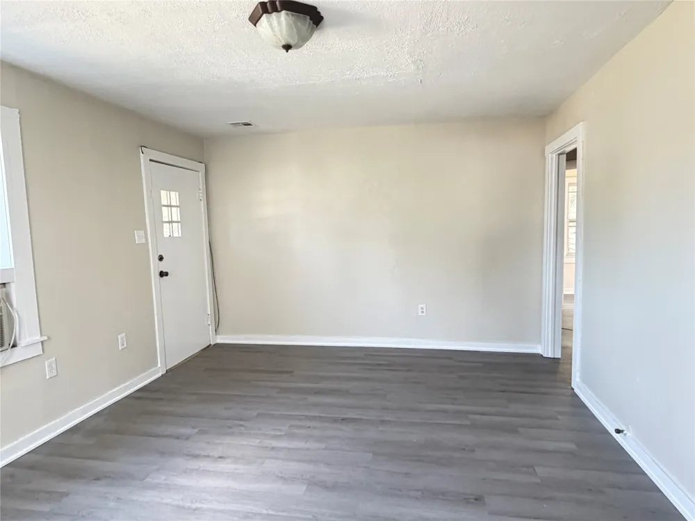 1809 Delaware Muskogee, OK 74403