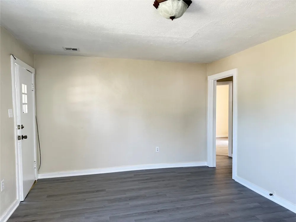 1809 Delaware Muskogee, OK 74403