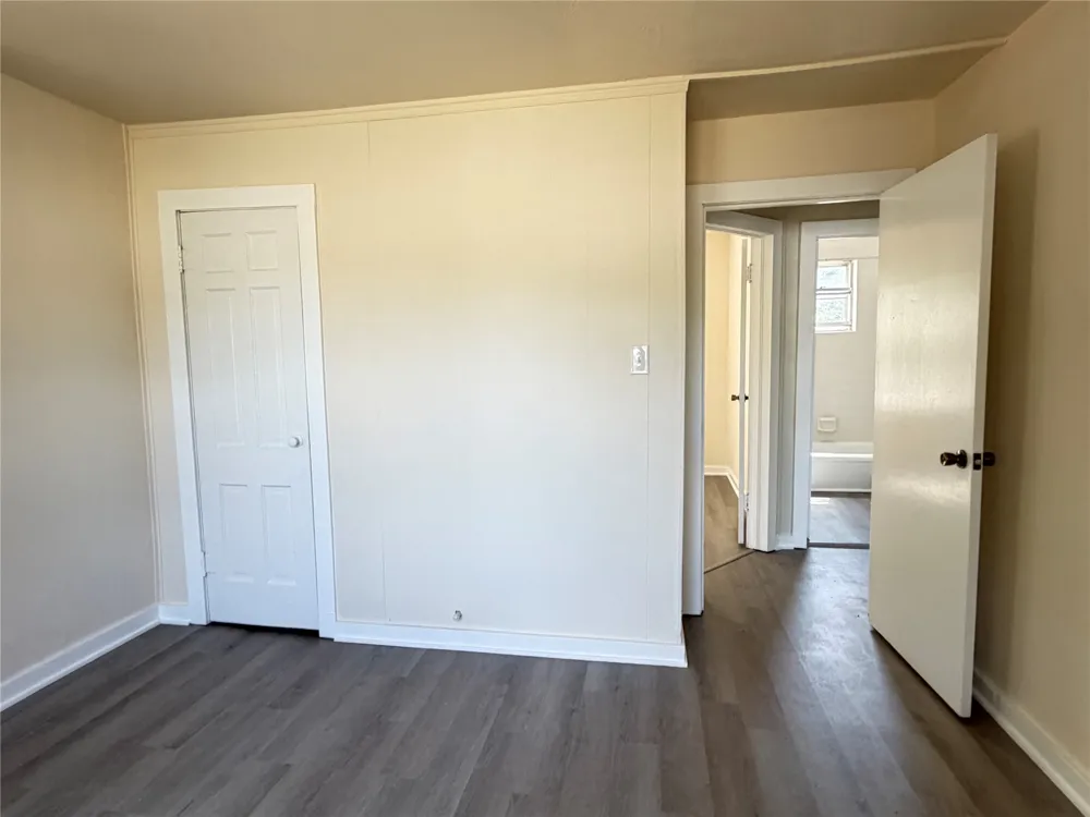1809 Delaware Muskogee, OK 74403